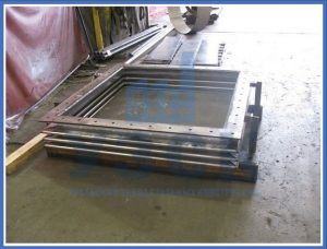 прямоугольные линзовые компенсаторы в Токмаке