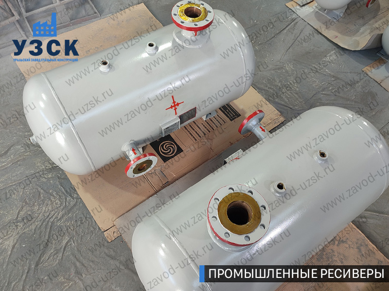 фотография промышленных ресиверовдля газа Токмак